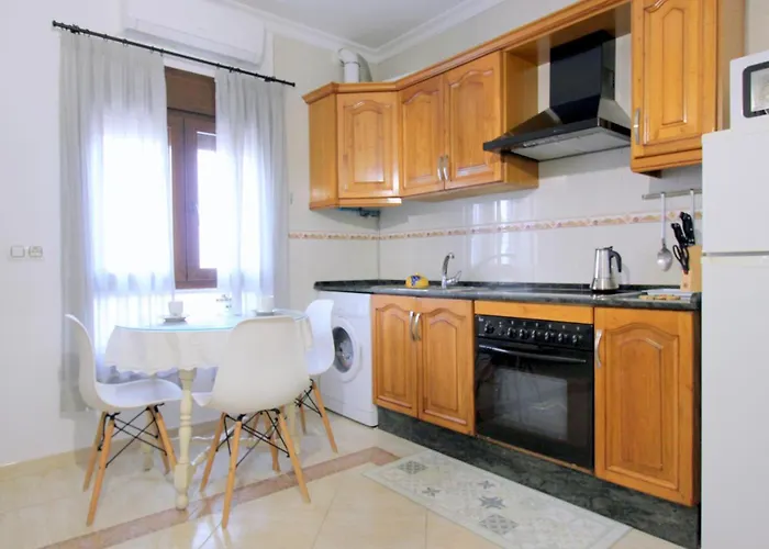 Conil Benavent كونيل ذي لا فرونتيرا